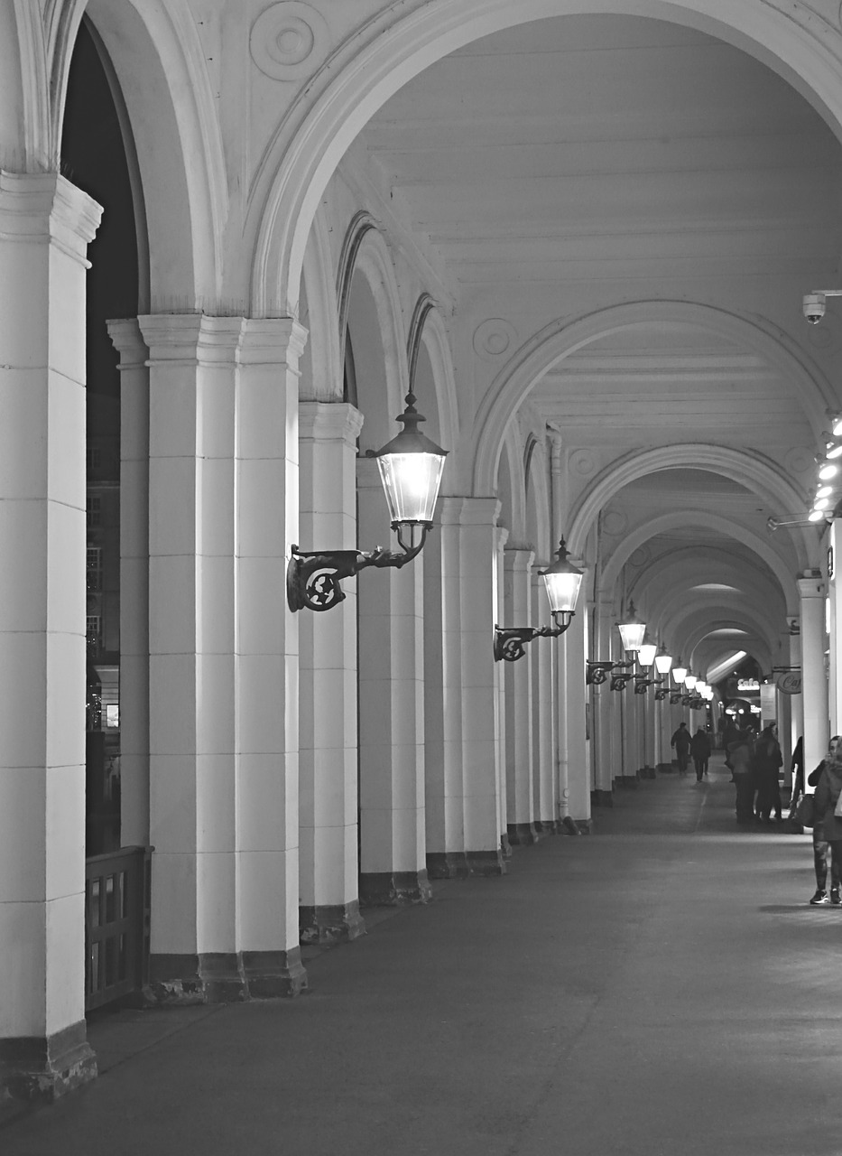 Image - hamburg downtown center alster