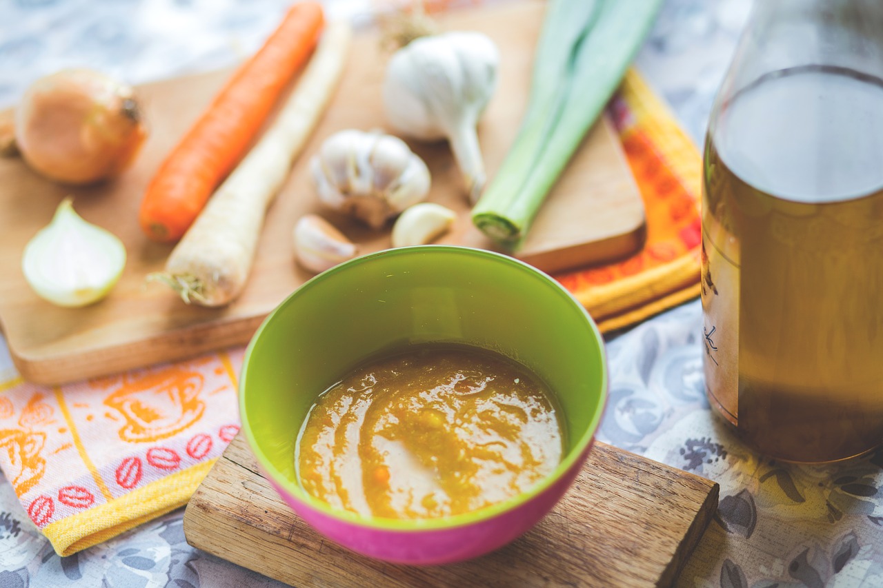 Image - food drinks board bowl carrot