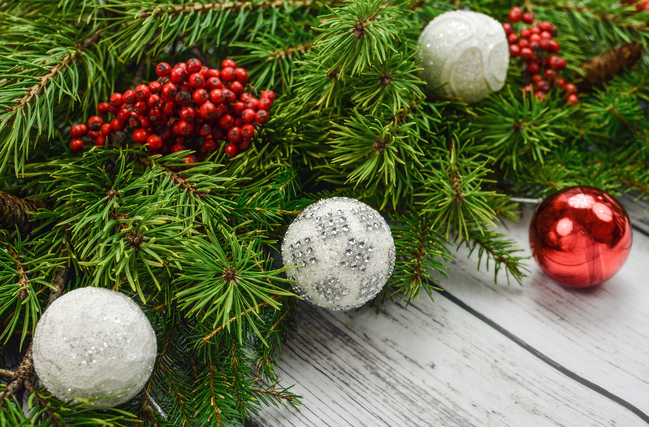 Image - christmas decoration rowan