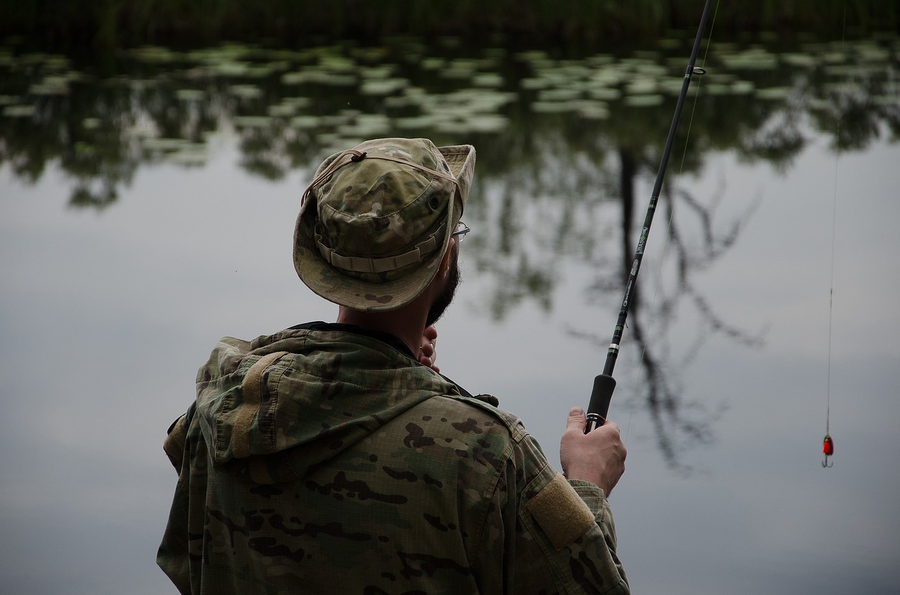 Image - fishing river tourism russia