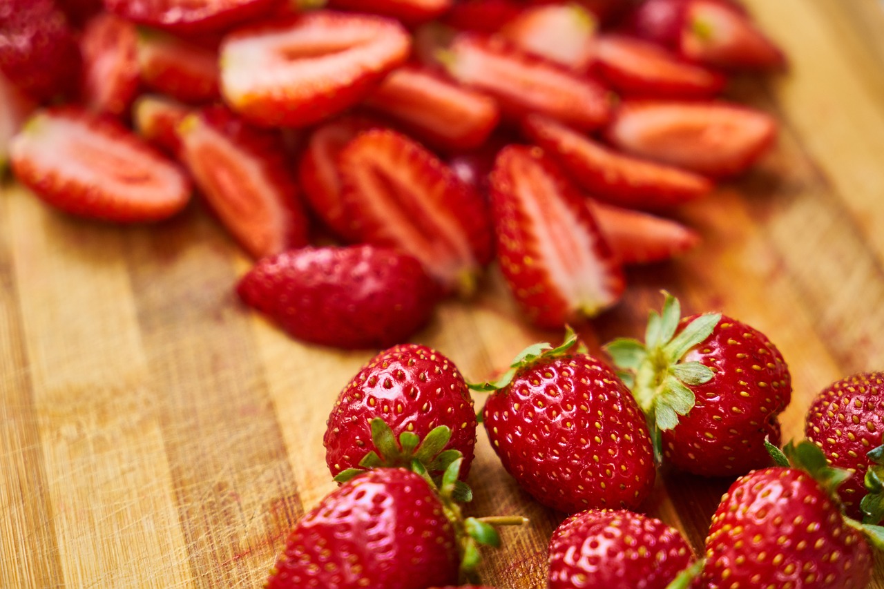 Image - strawberry red fruit macro nature