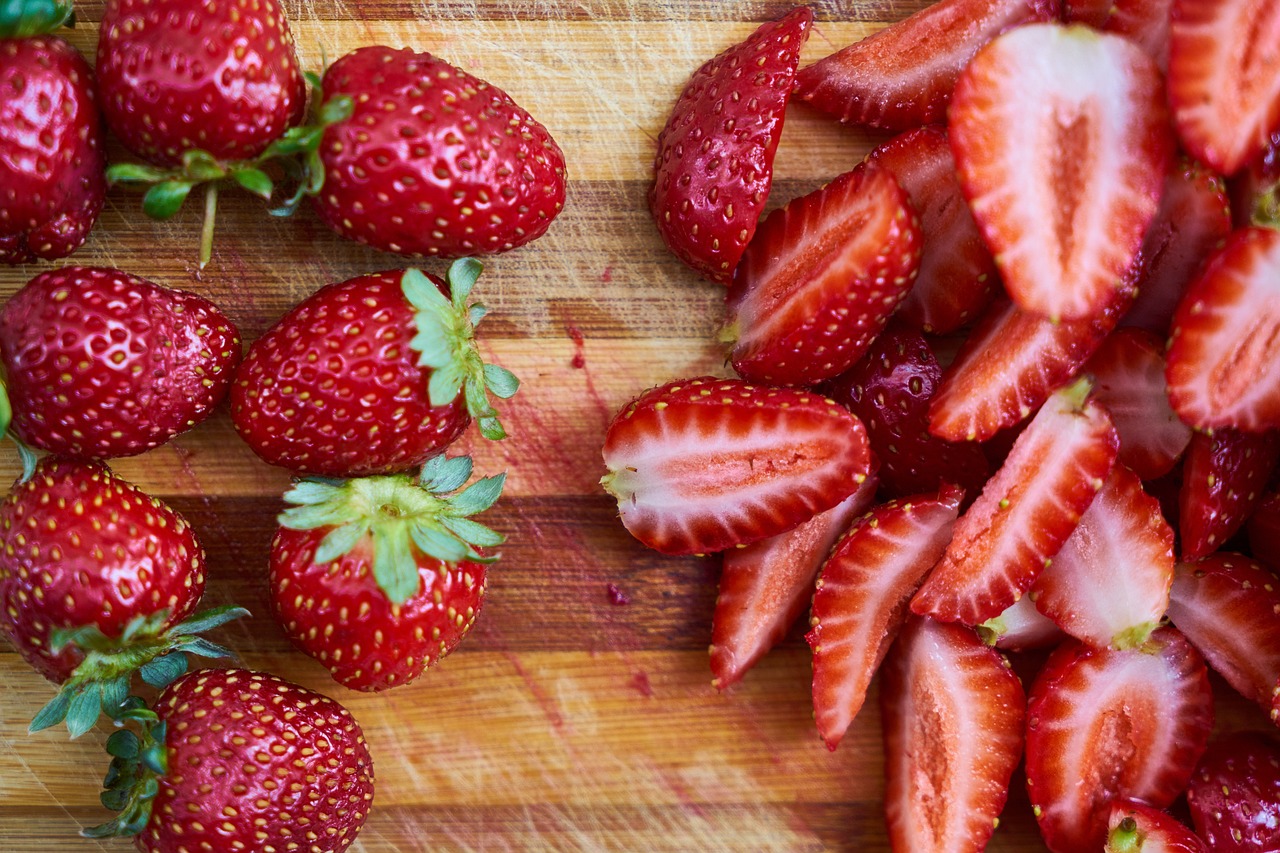 Image - strawberry red fruit macro nature