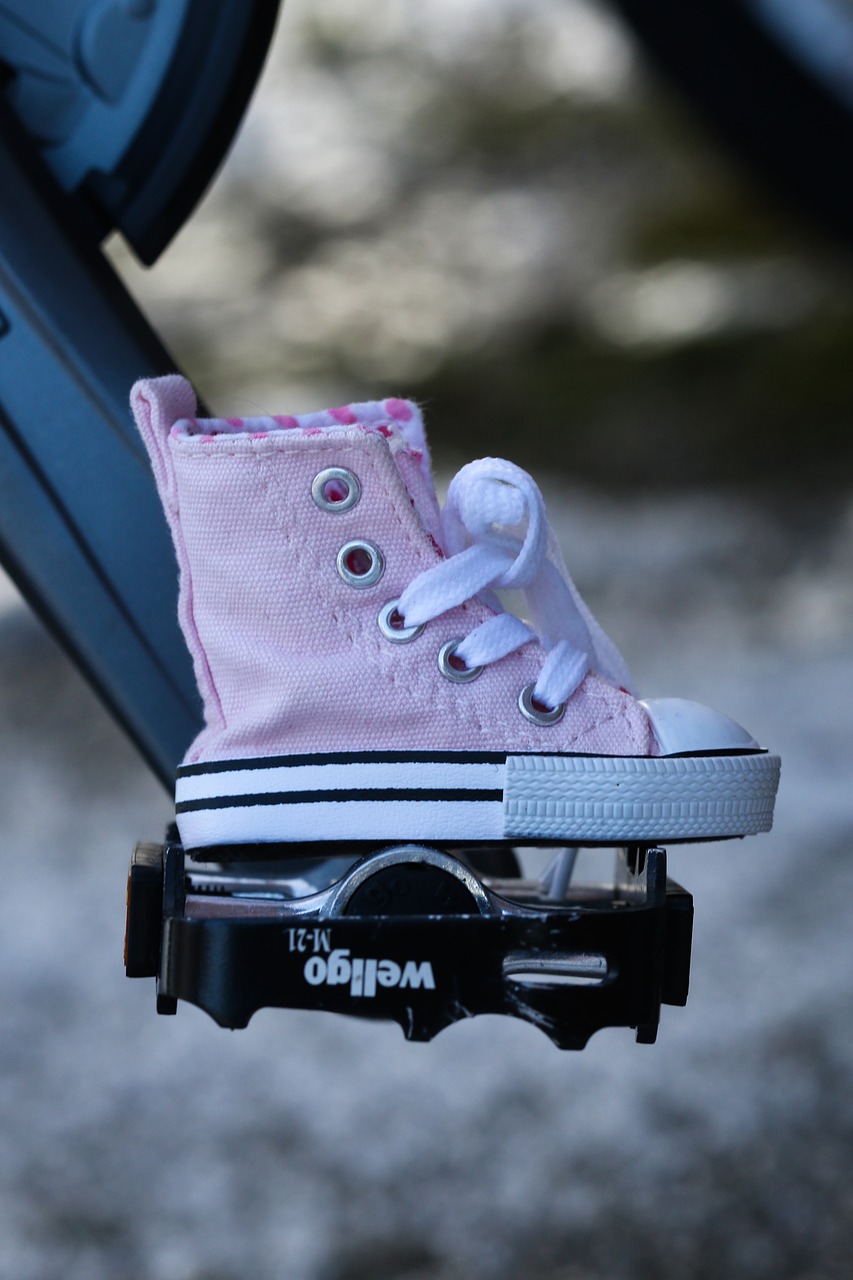 Image - shoe pedal cycle sneakers pink