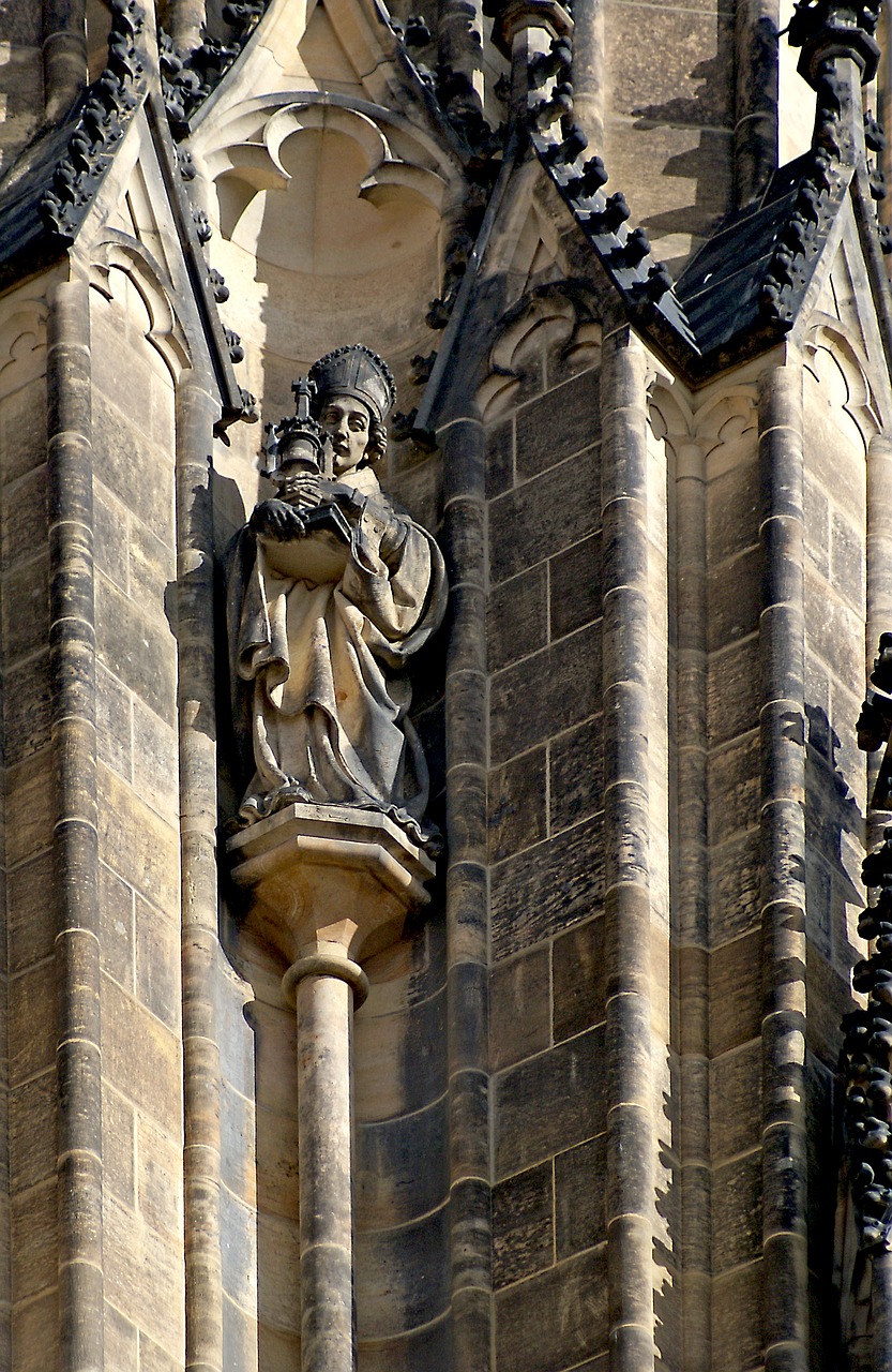 Image - sculpture stone statue architecture