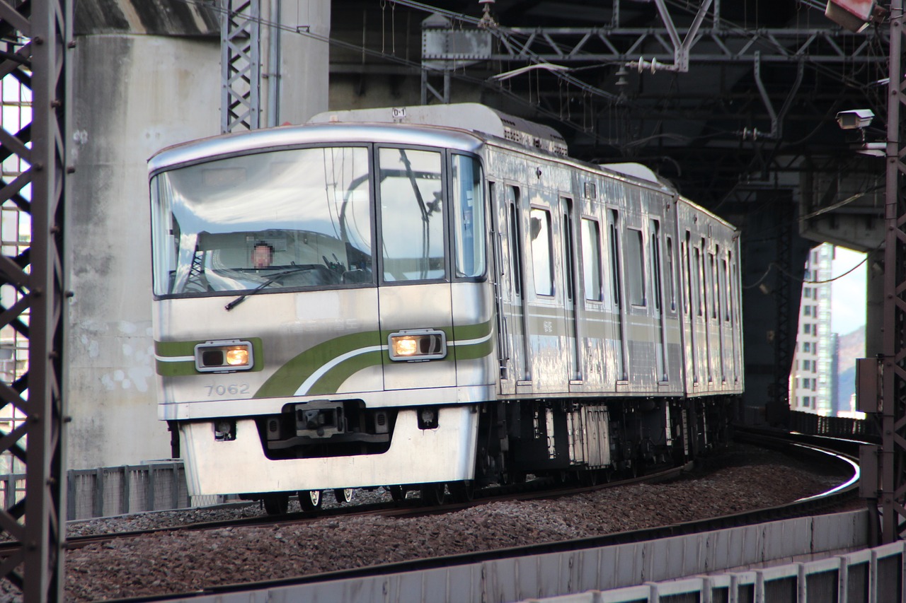 Image - train subway republic of korea