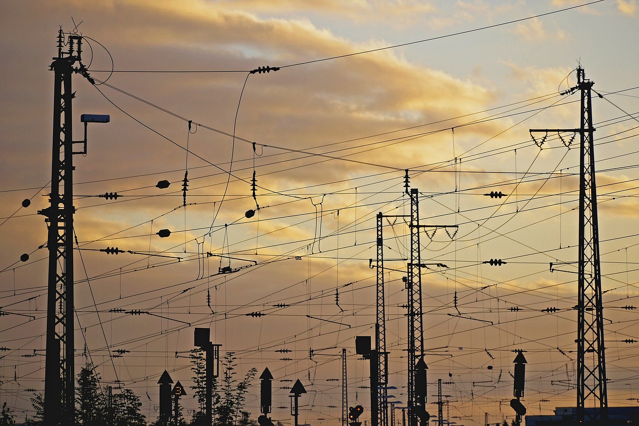 Image - railway catenary station area