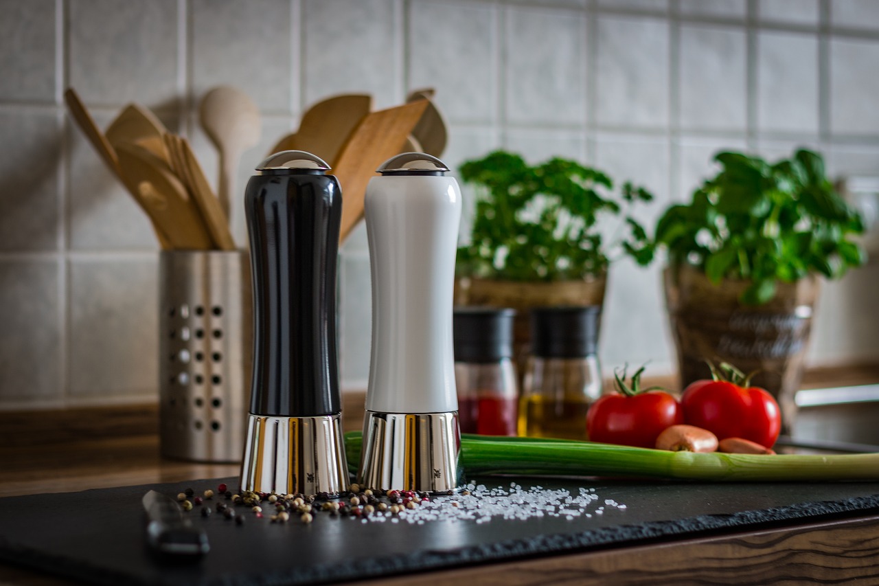 Image - pepper salt spice pepper mill