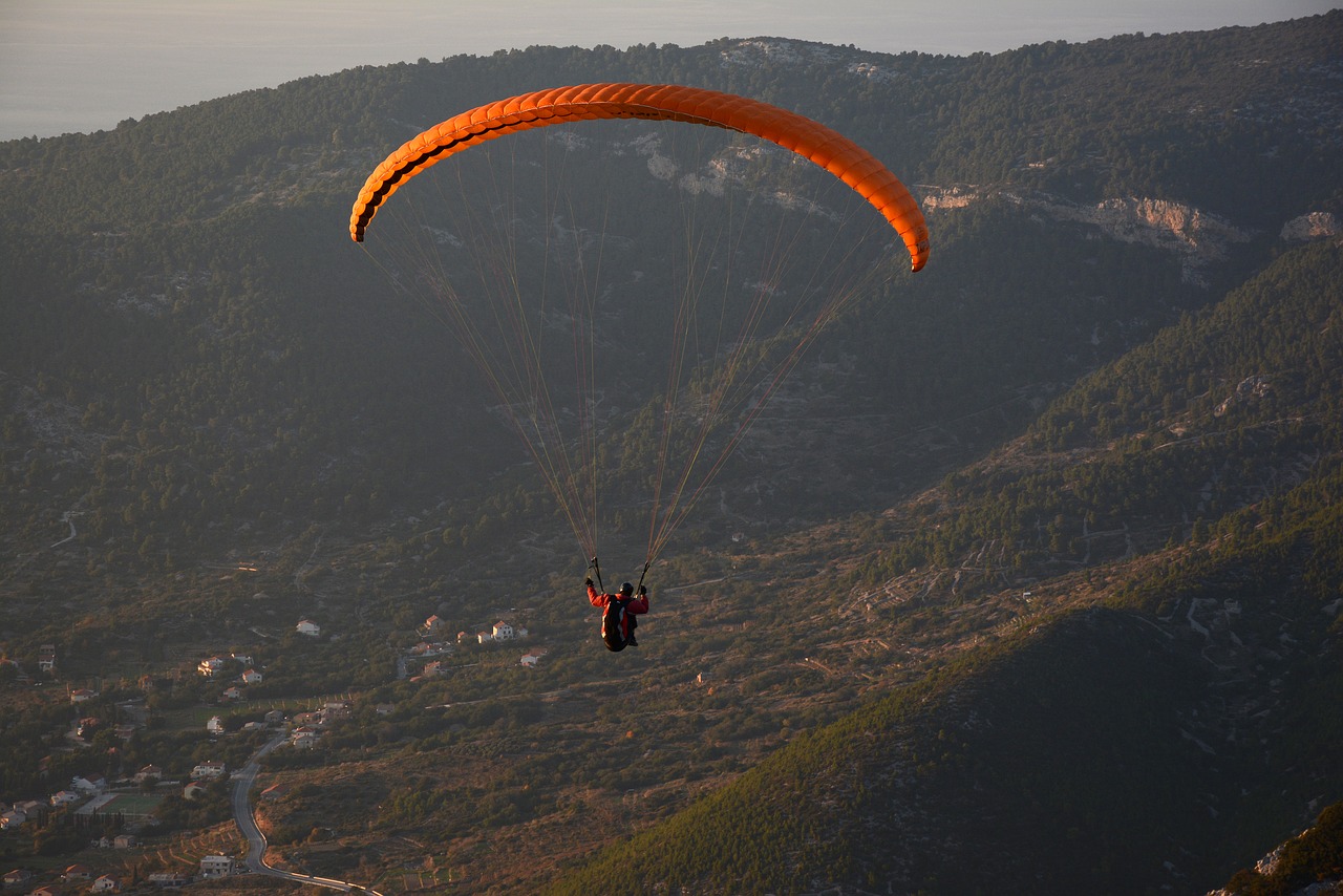 Image - paragliding sport paraglider