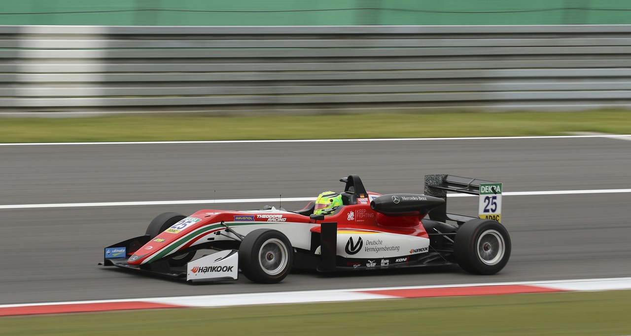 Image - racing car formula 3 nürburgring