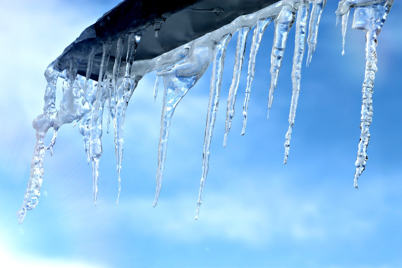 Image - ice cold icicle water sky blue