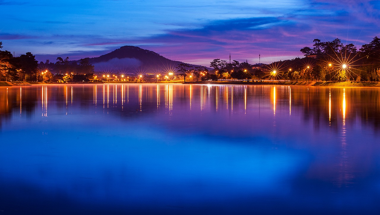 Image - green light yellow lake scenery