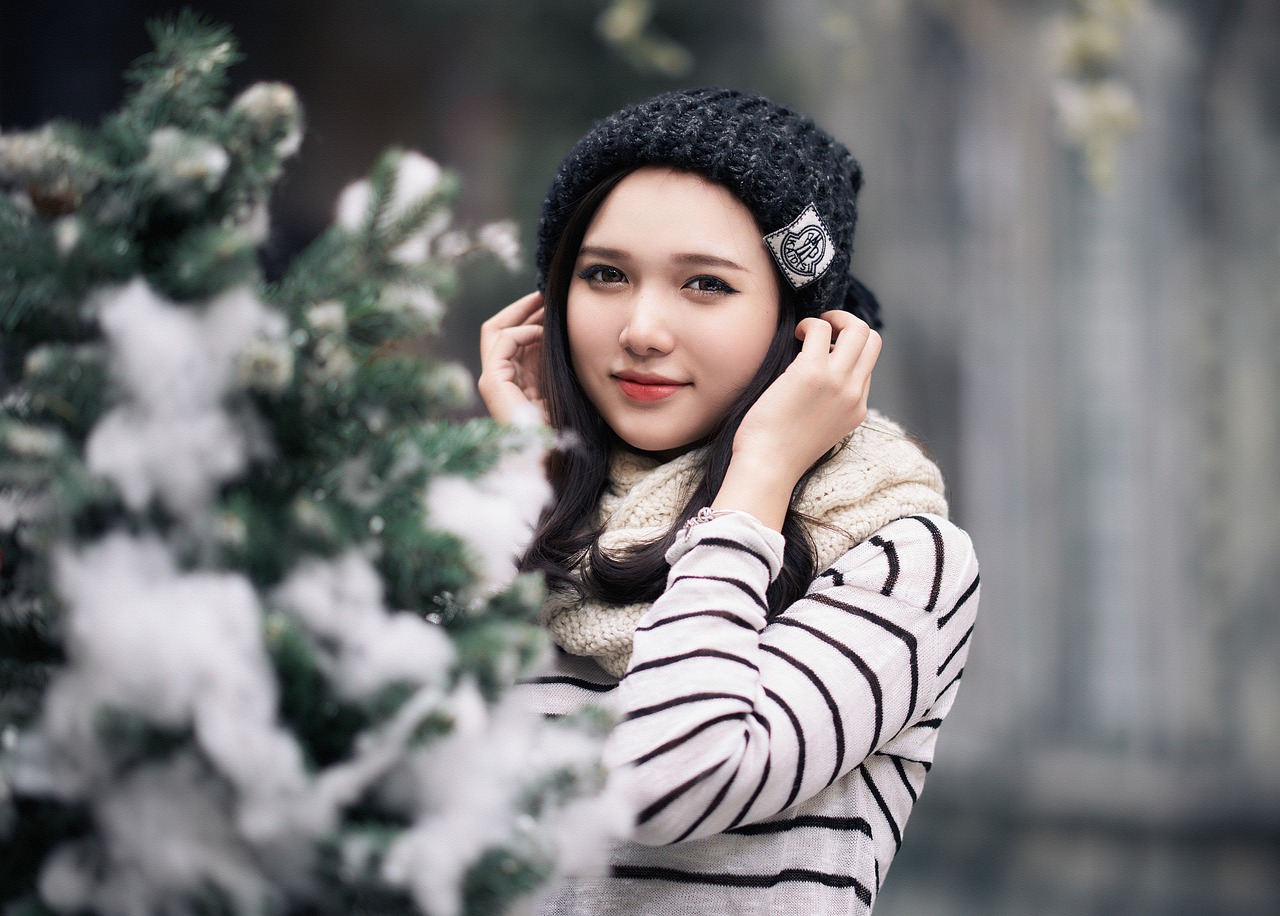 Image - winter girl the hat snow vietnam