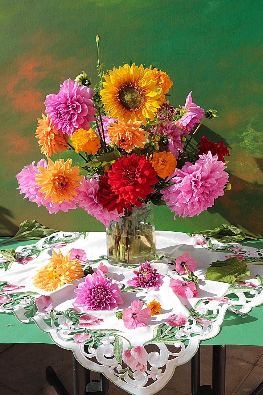 Image - still life dahlias blossom bloom