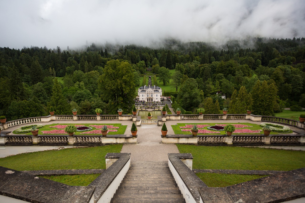 Image - linderhof palace architecture