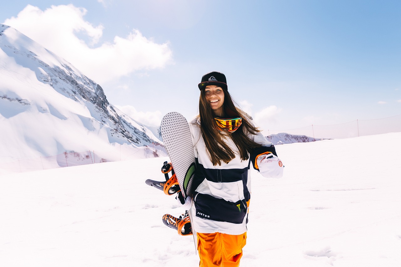 Image - sports extreme mountains snowboard