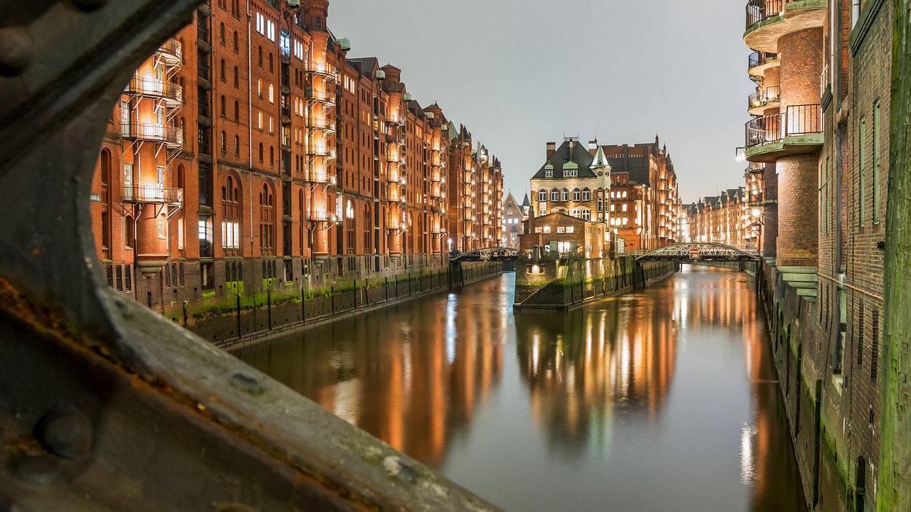 Image - wasserschloss speicherstadt hamburg