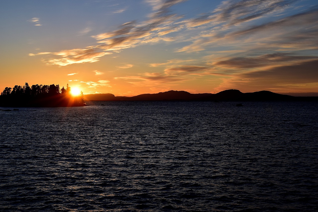 Image - sunset lapland lake water sweden