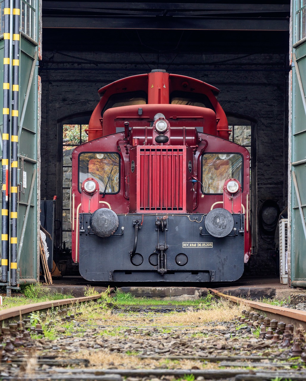 Image - lock rail locomotive lock the shed