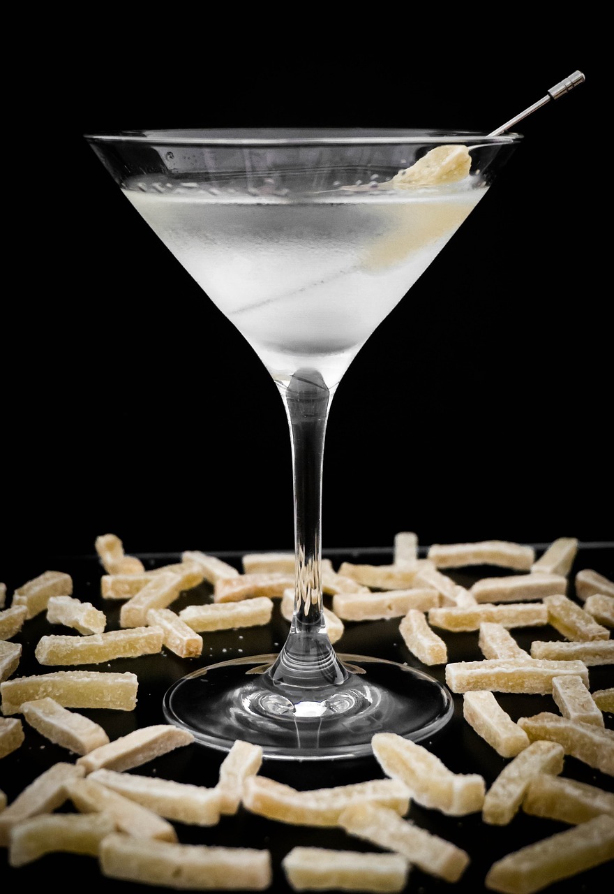 Image - cocktail mixing drink alcohol gin