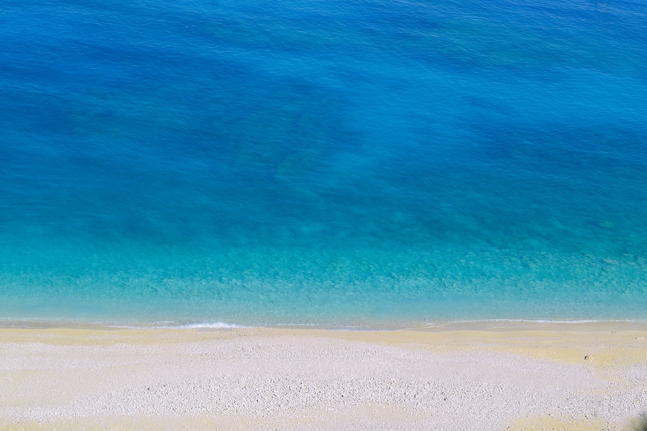 Image - turquoise beach blue myrtos