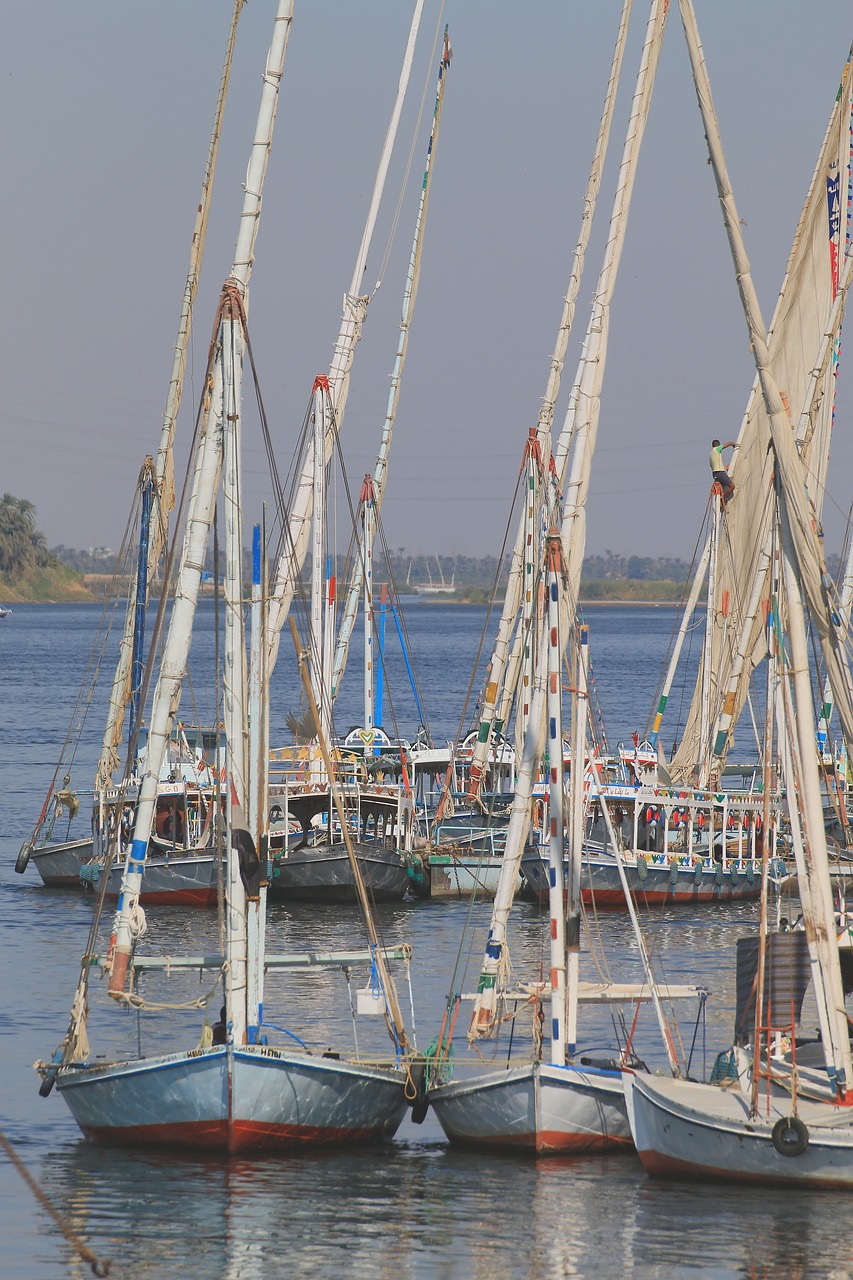 Image - boot sailing boat anchorage water