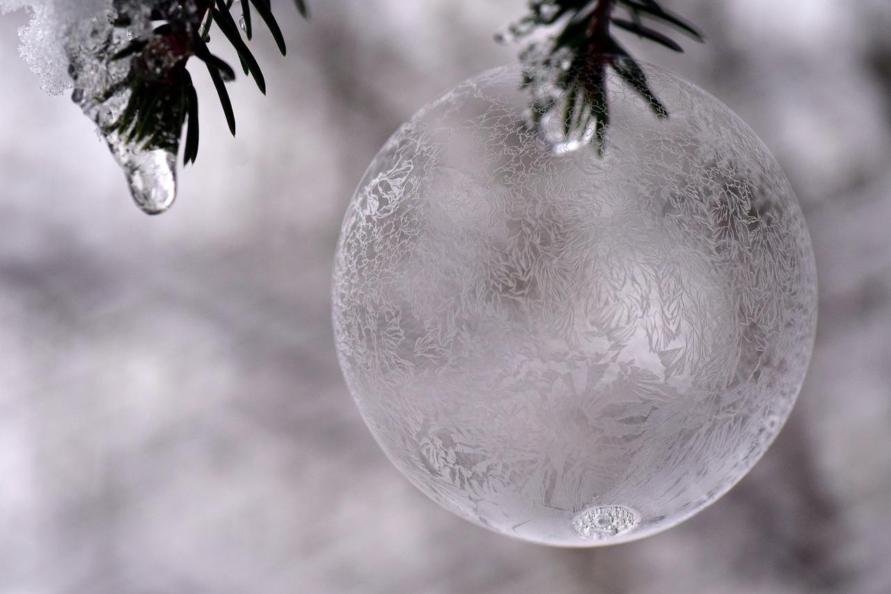 Image - ball ice ball frosty frozen