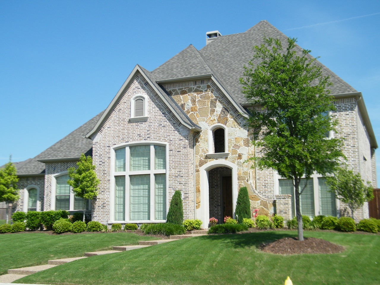 Image - brick house yard porch architecture