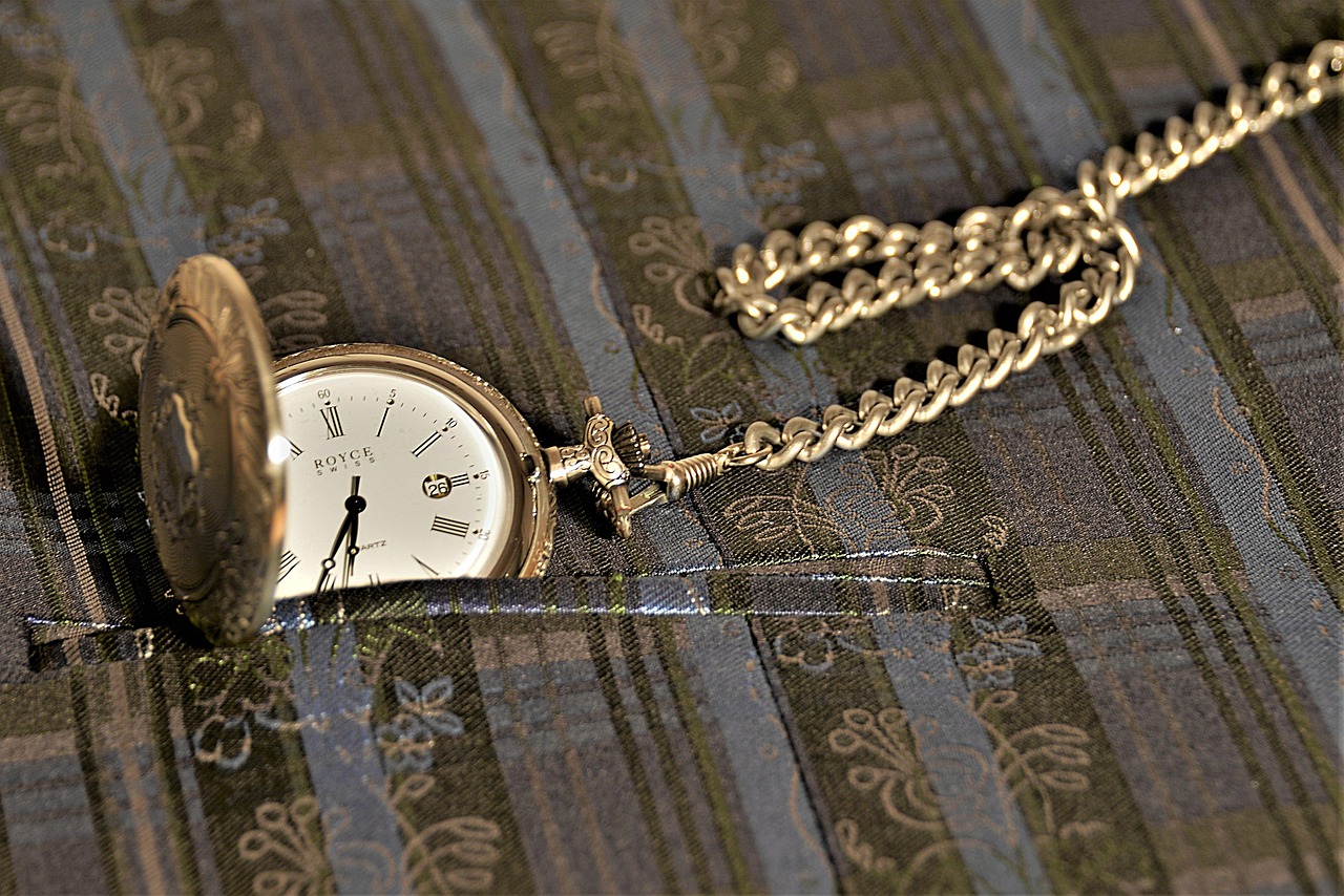 Image - pocket watch jump deckeluhr chain