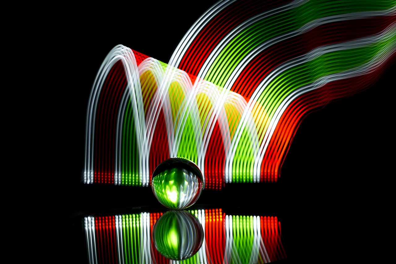 Image - christmas colors crystal ball lights