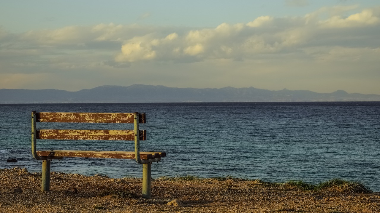 Image - bench seaside sea horizon sky