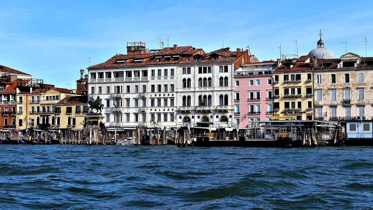 Image - venice architecture buildings water