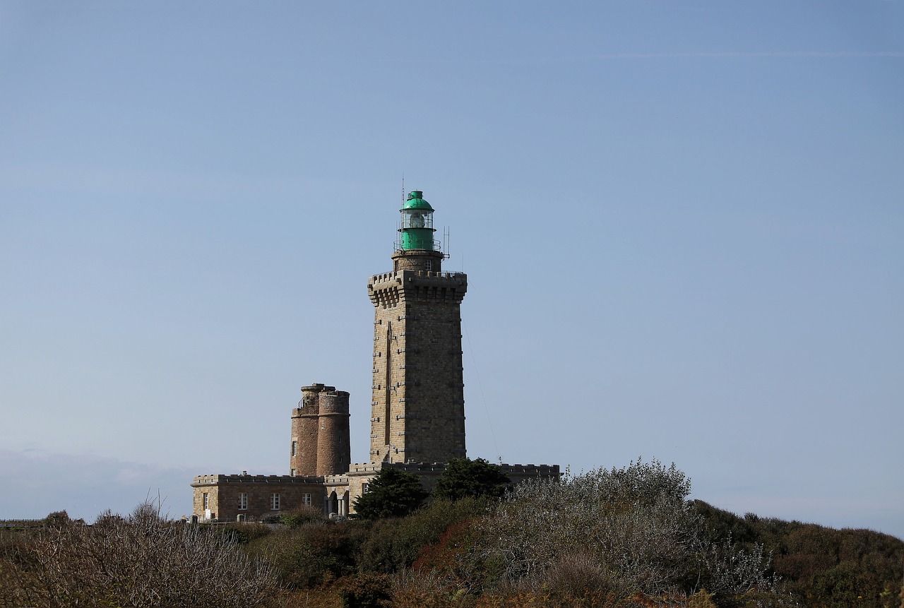 Image - lighthouse ocean atlantic france