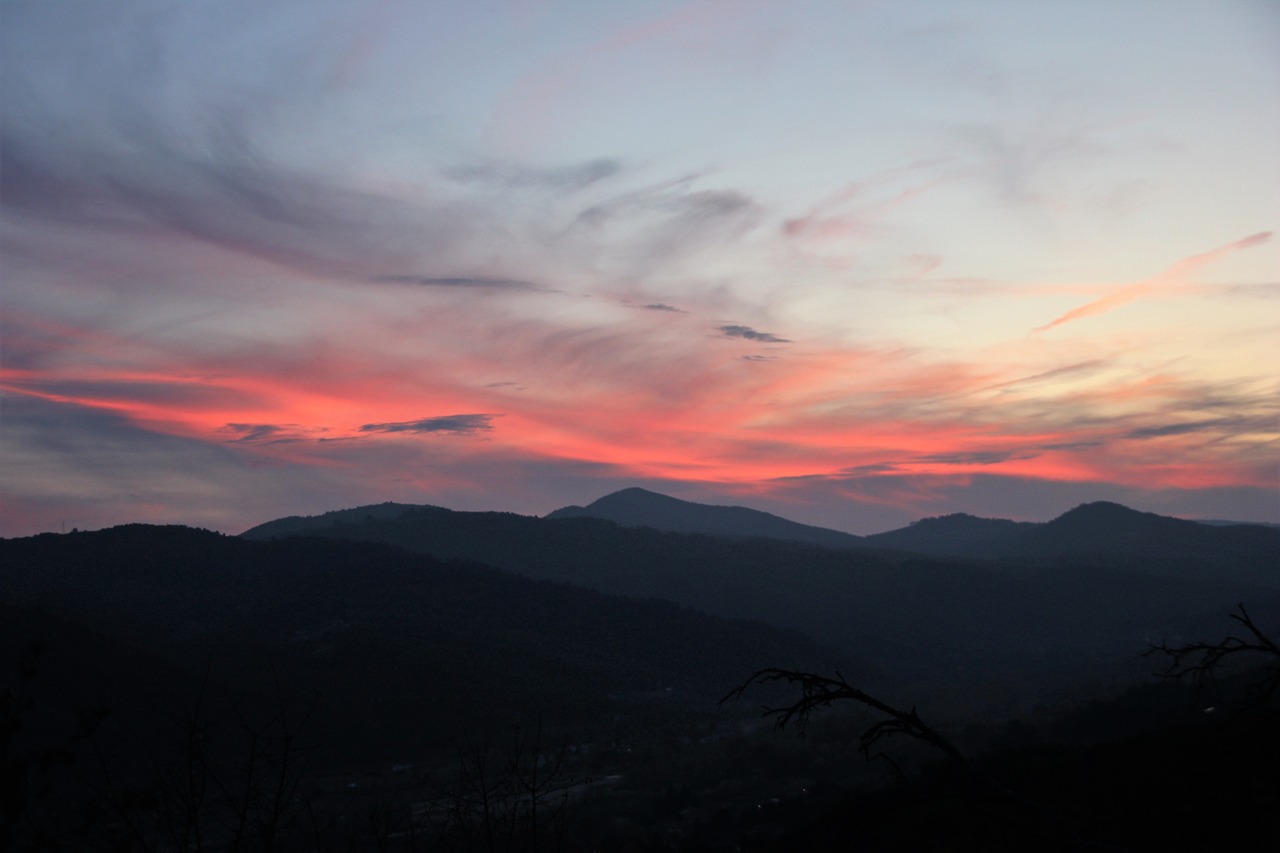 Image - sky mountains dawn sun rise colors