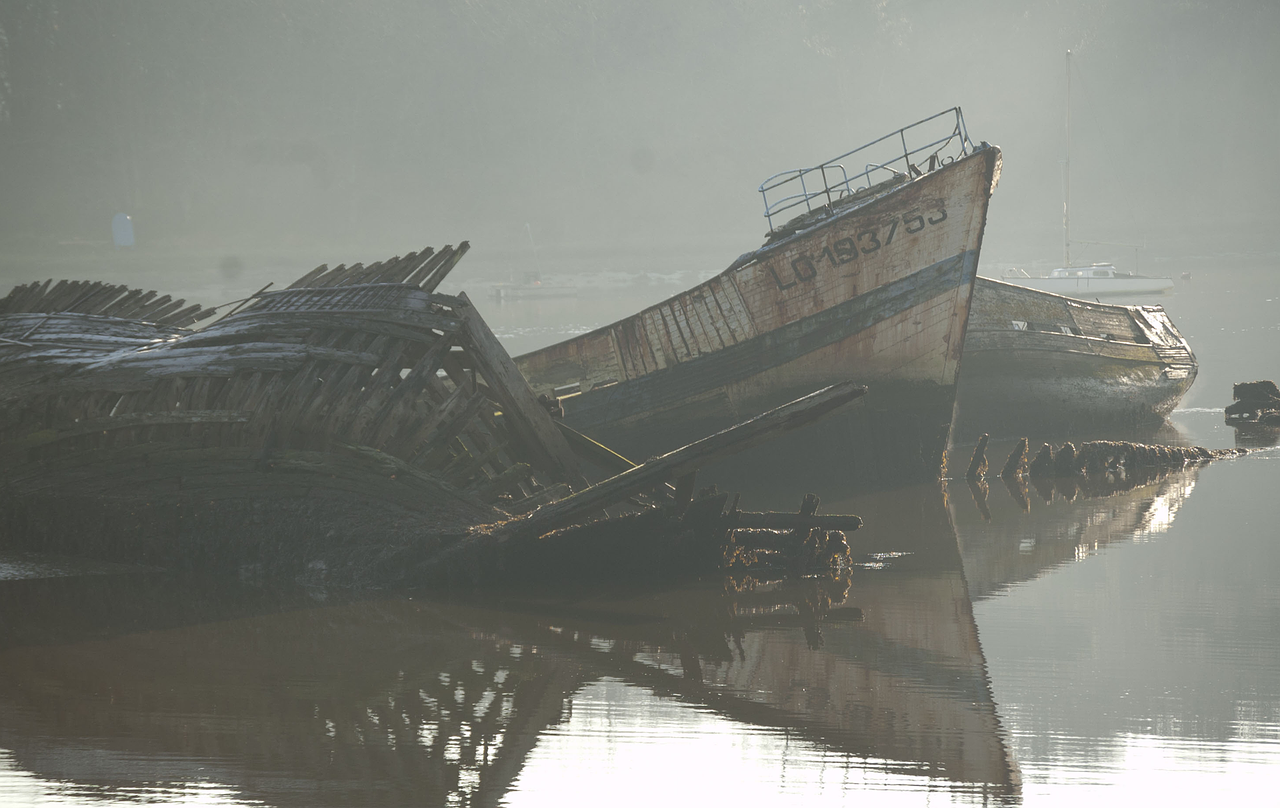 Image - boat wreck stranding failed boat
