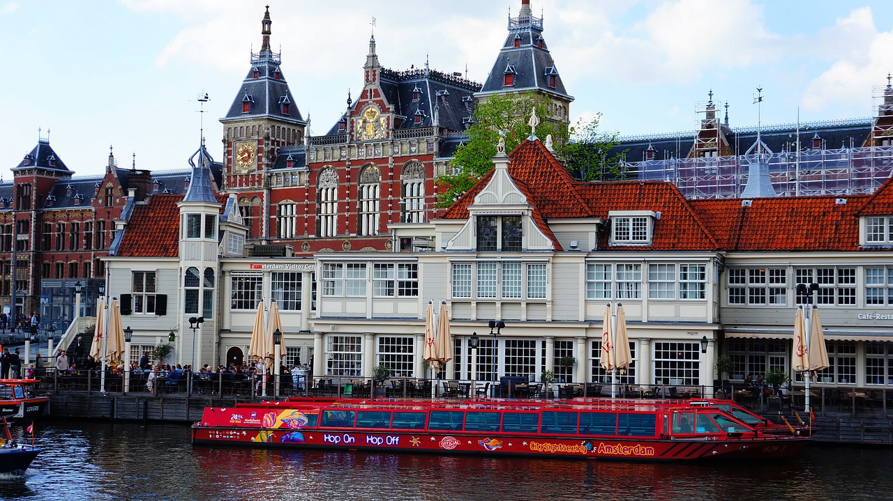 Image - railway station amsterdam trains