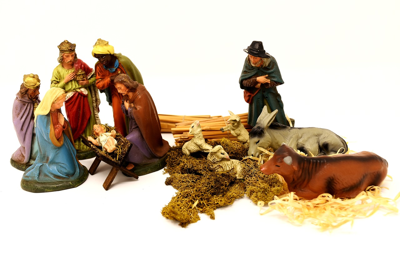 Image - christmas crib figures christmas