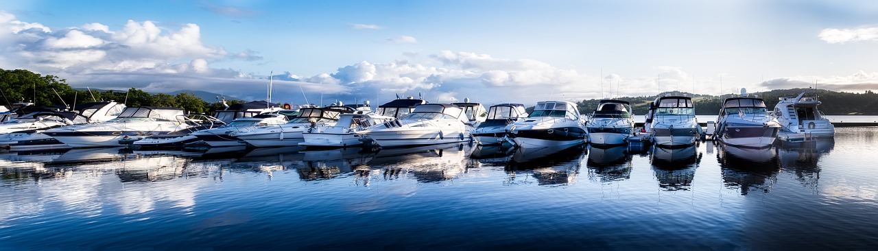 Image - panorama boats marina blue sky