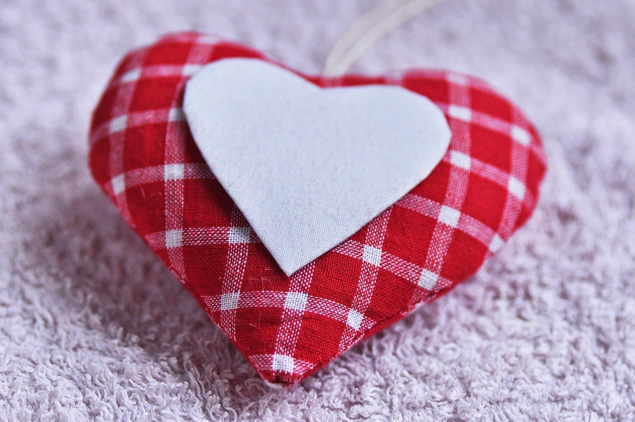 Image - heart decoration checkered symbol