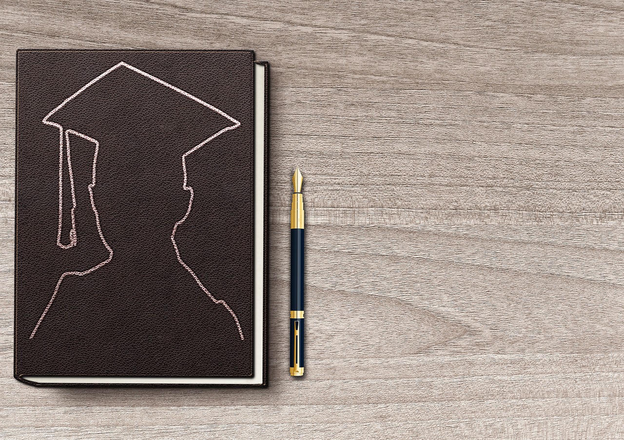 Image - book table filler students