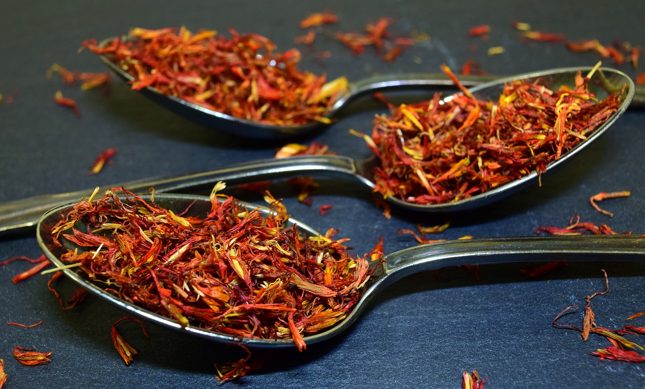 Image - false saffron cook spice food