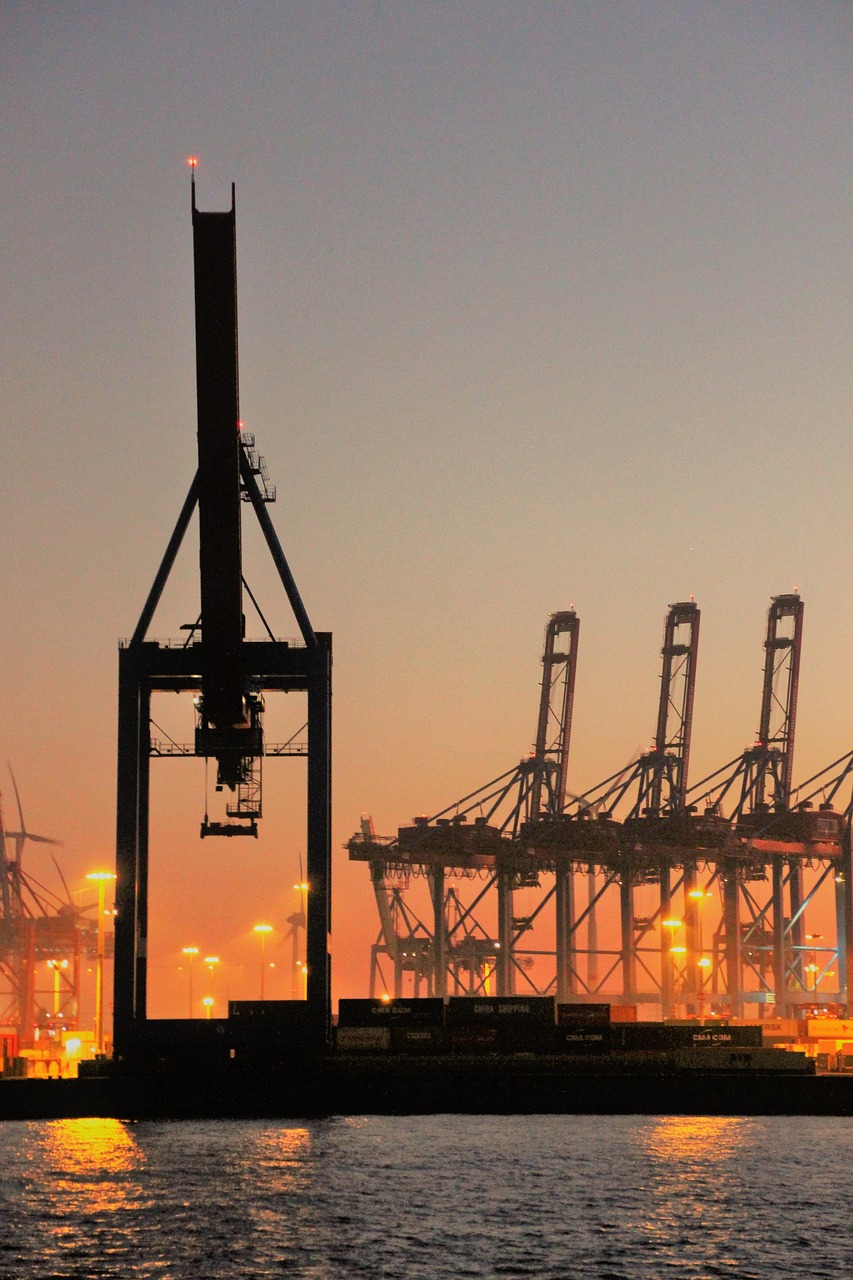 Image - waters industry port crane dusk