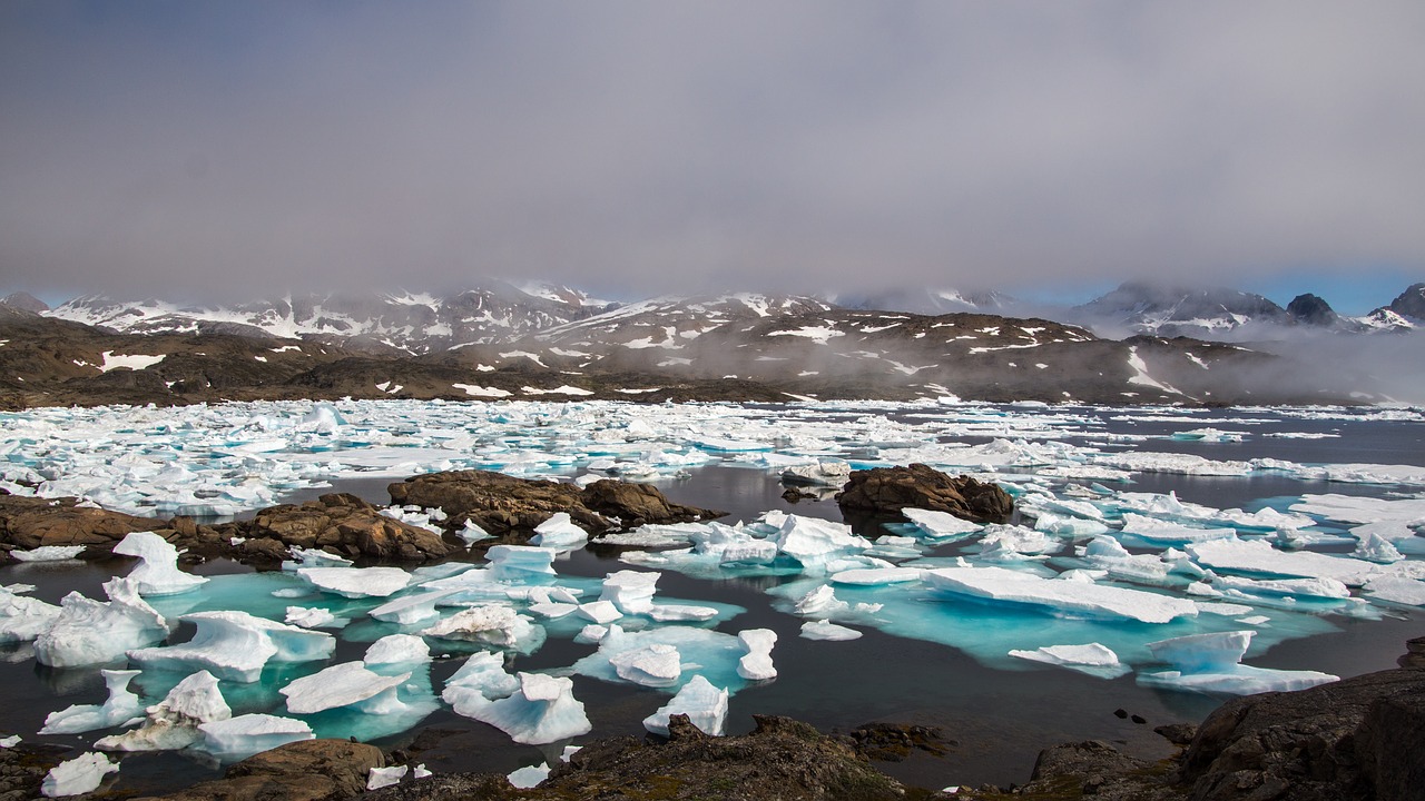 Image - drift ice frozen mountain sea