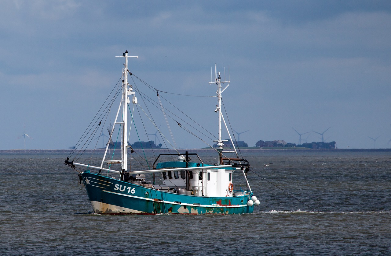 Image - sea waters boot port ship coast