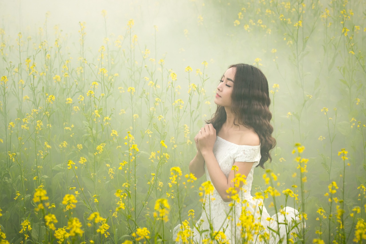 Image - fog mist yellow girl flower reform