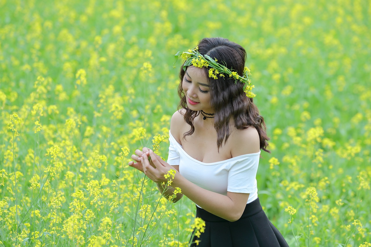 Image - portrait girl yellow flower reform