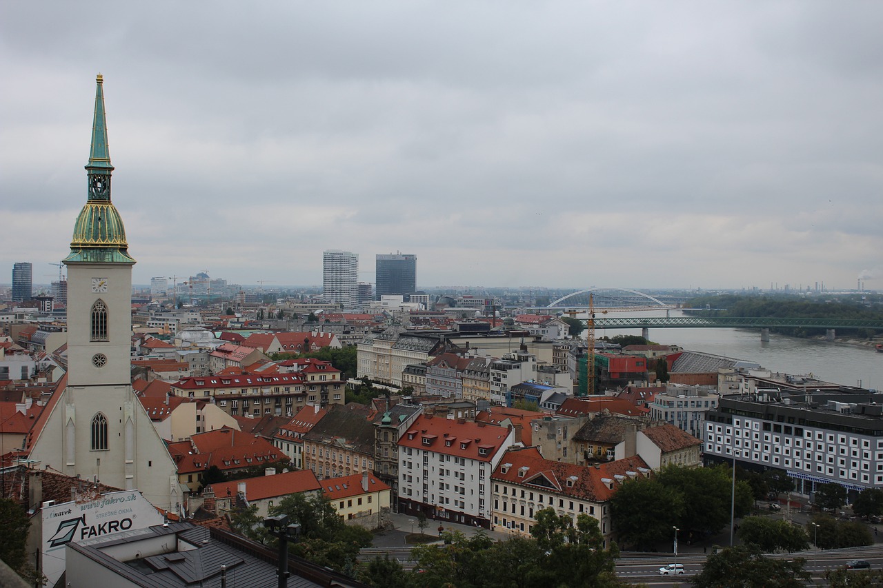 Image - city architecture cityscape church