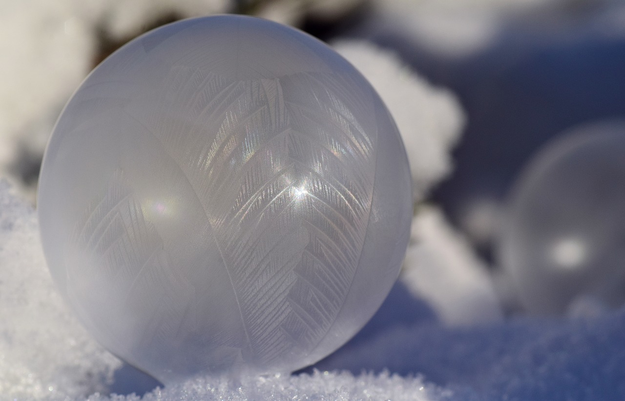 Image - soap bubble frosted bubble cold