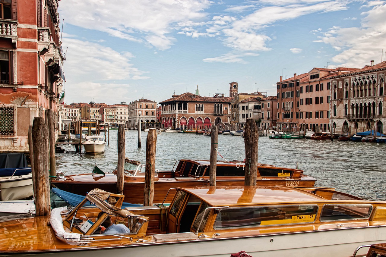 Image - venice italy channel ship port