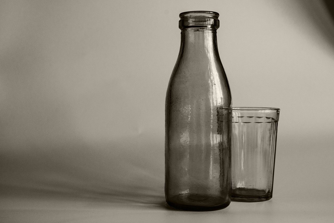 Image - glass bottle black and white