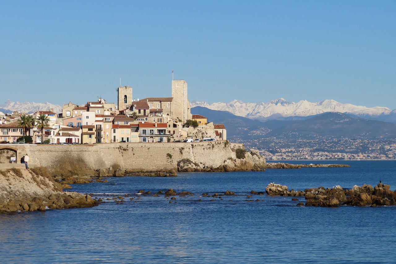 Image - antibes côte d azur fort village